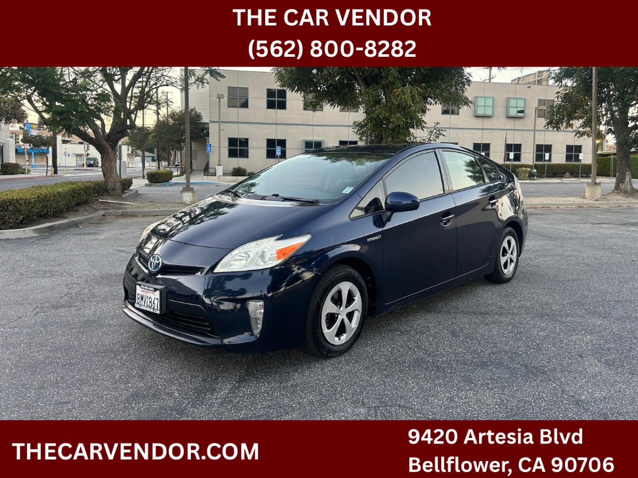 2014 Toyota Prius Three's photo