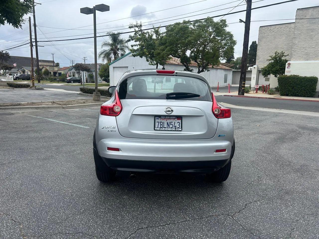 Nissan Juke S AWD 2013