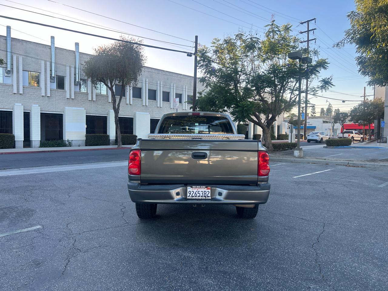 Dodge Dakota SXT Crew Cab 2WD 2011
