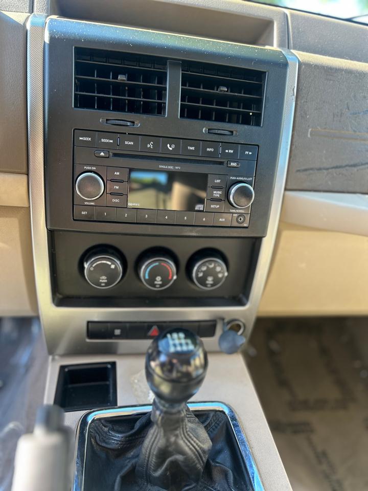 Jeep Liberty Sport 2WD 2008