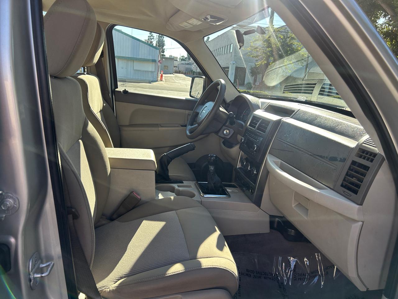 Jeep Liberty Sport 2WD 2008