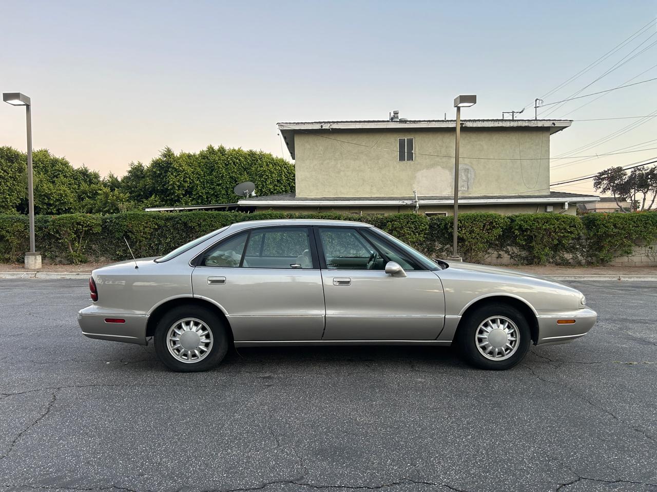 Oldsmobile Eighty Eight LS 1996