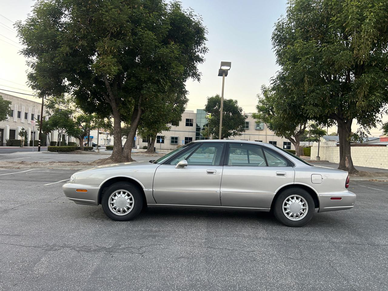 Oldsmobile Eighty Eight LS 1996