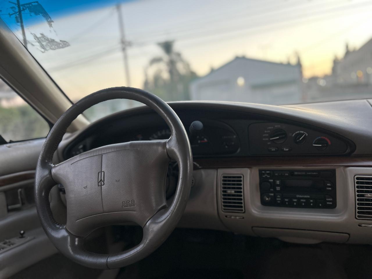 Oldsmobile Eighty Eight LS 1996