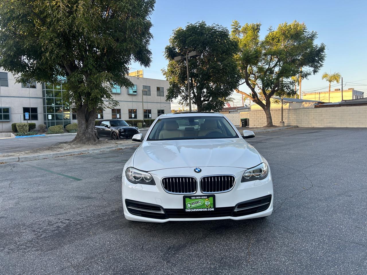 BMW 5-Series 528i 2014