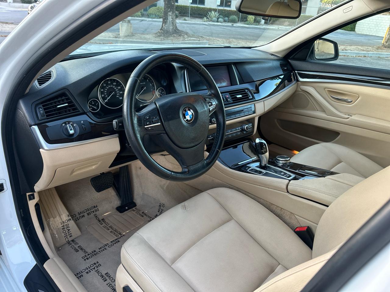 BMW 5-Series 528i 2014