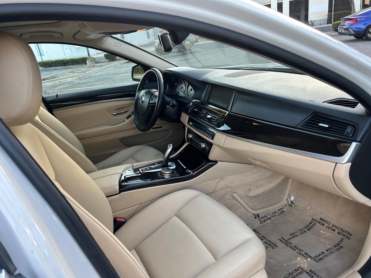 BMW 5-Series 528i 2014