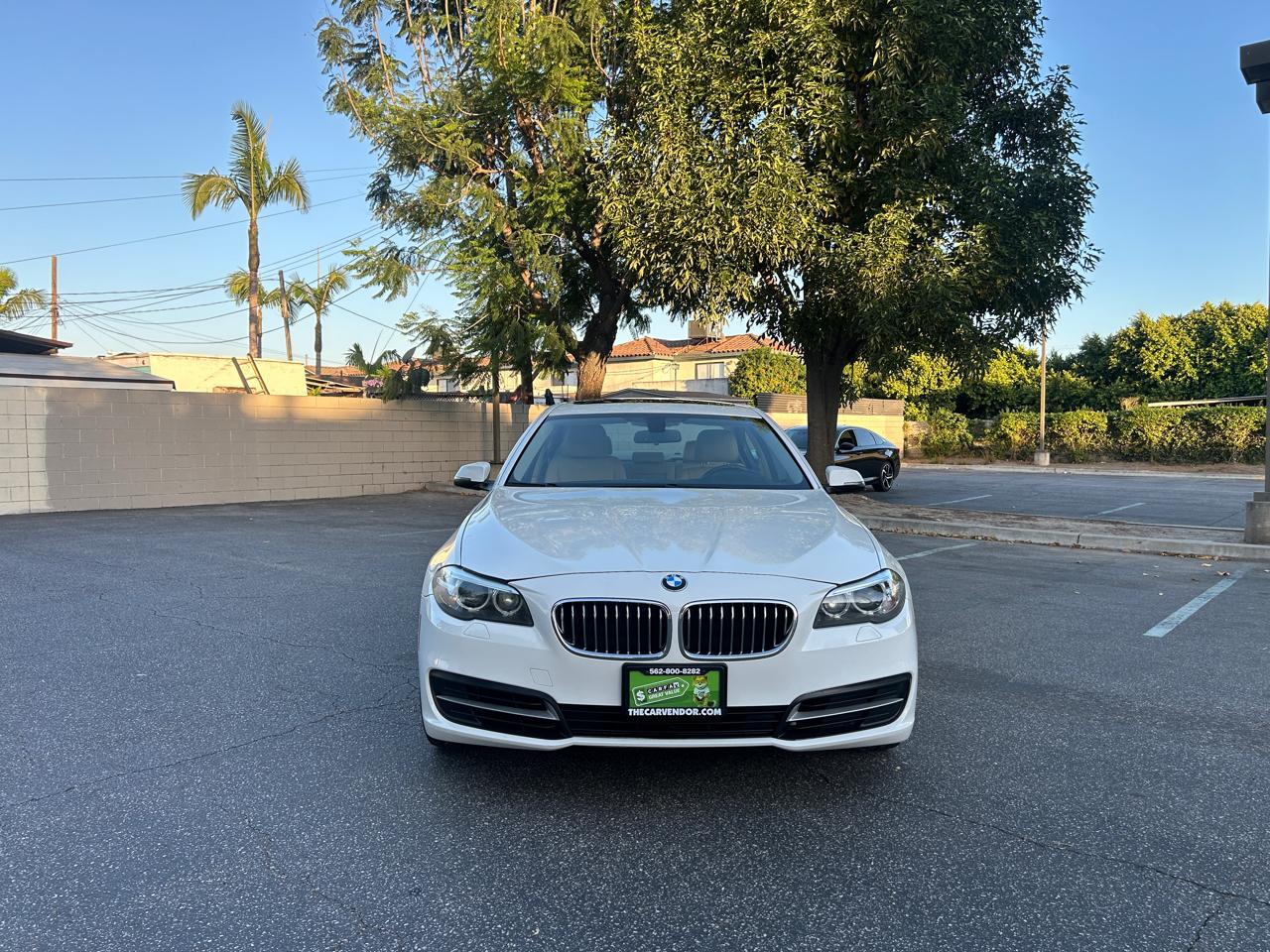 BMW 5-Series 528i 2014