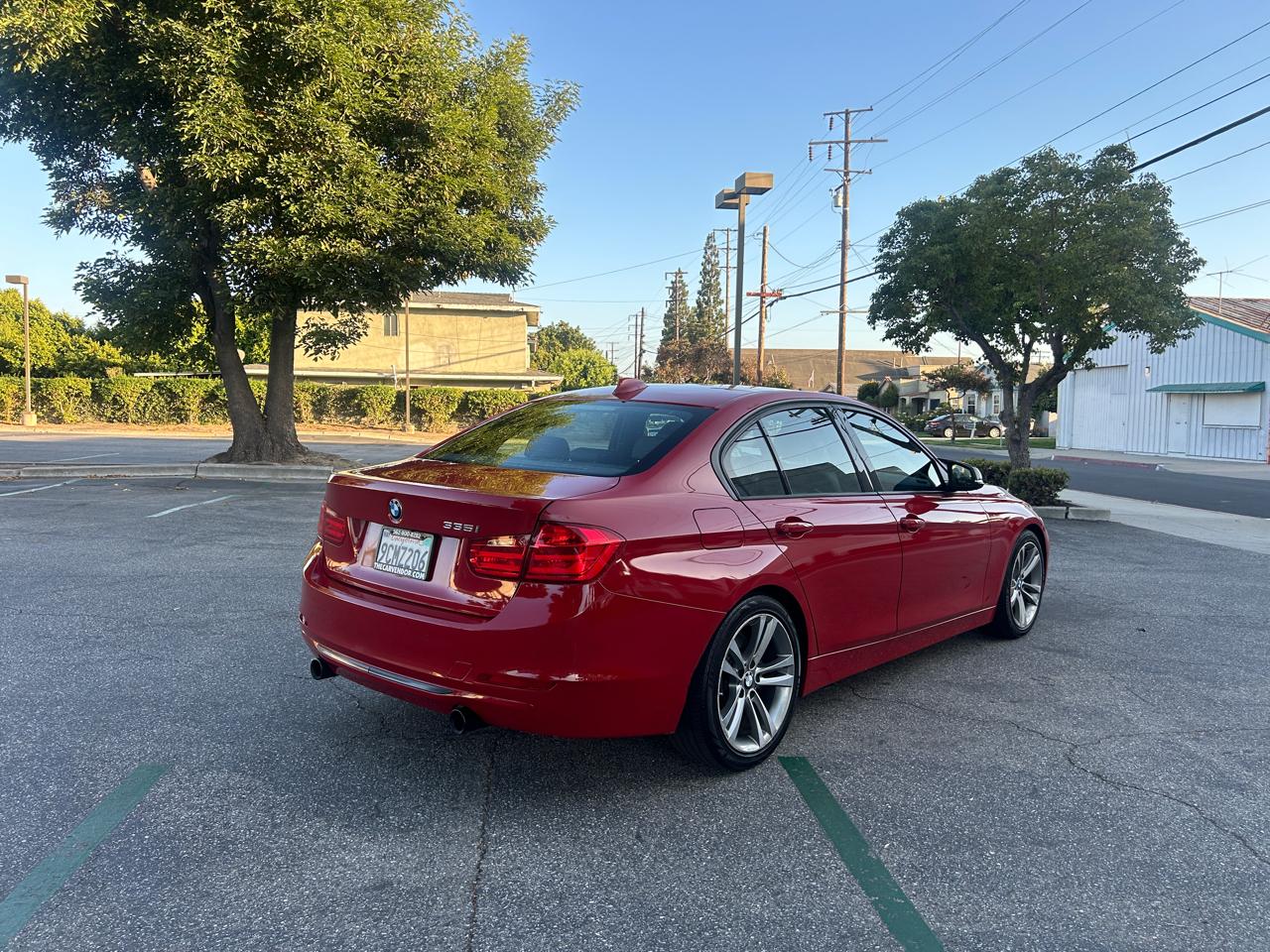 BMW 3-Series 335i Sedan 2012