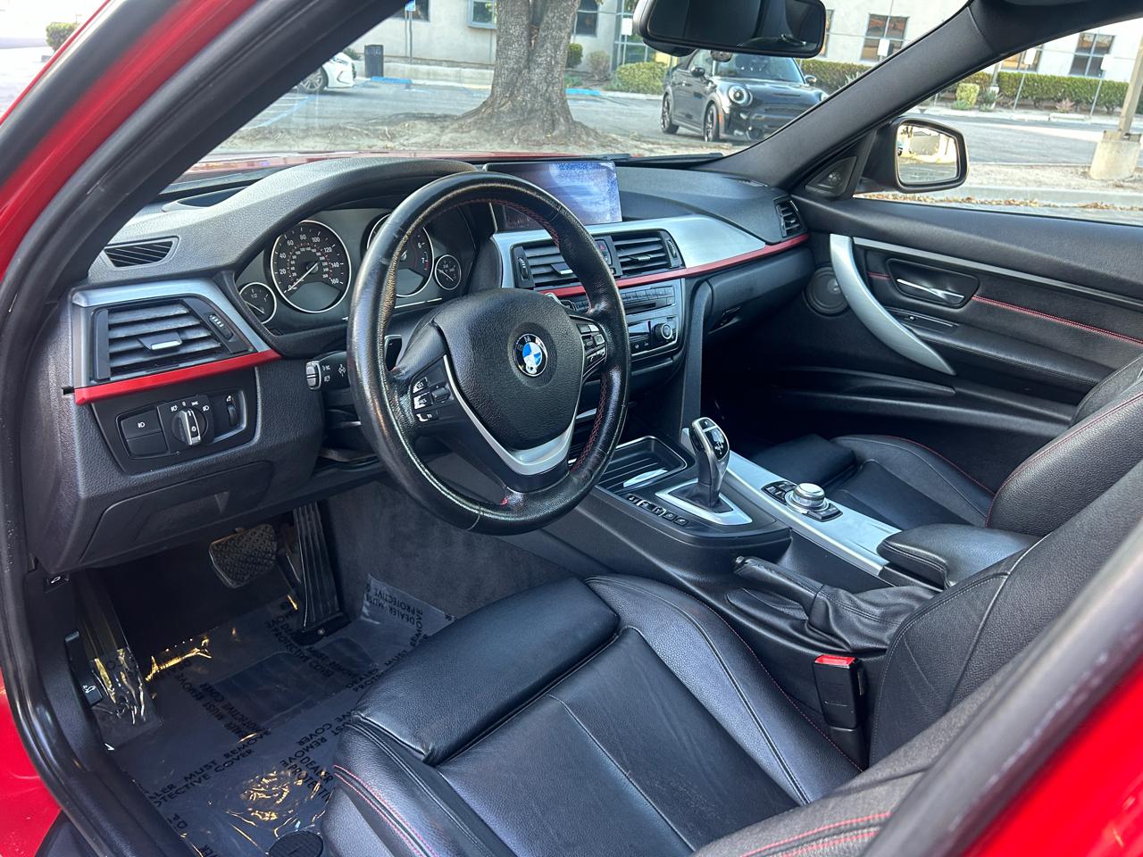 BMW 3-Series 335i Sedan 2012