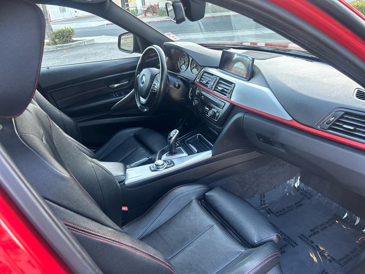 BMW 3-Series 335i Sedan 2012