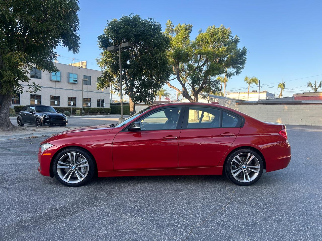 BMW 3-Series 335i Sedan 2012