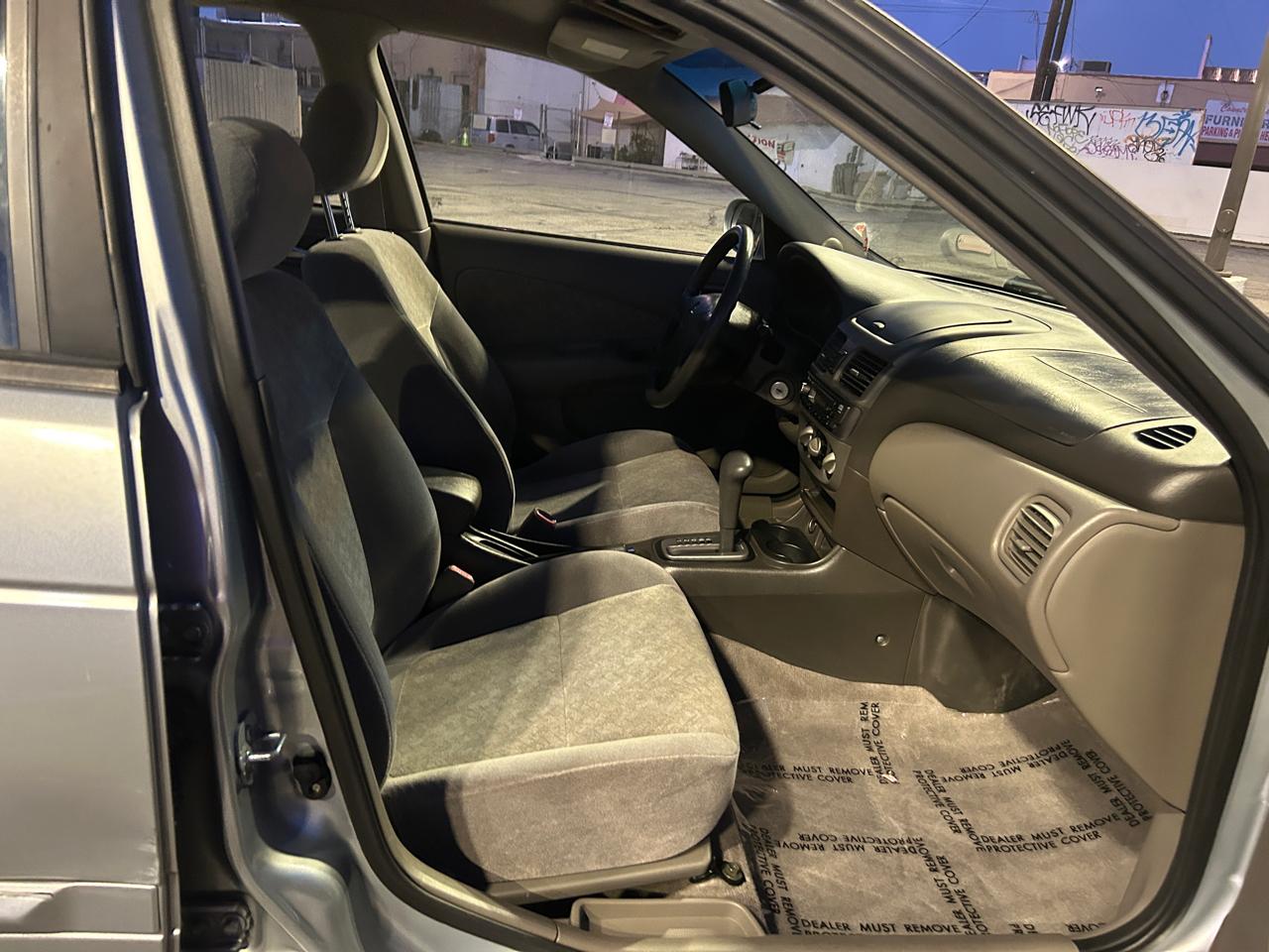 Nissan Sentra XE 2002