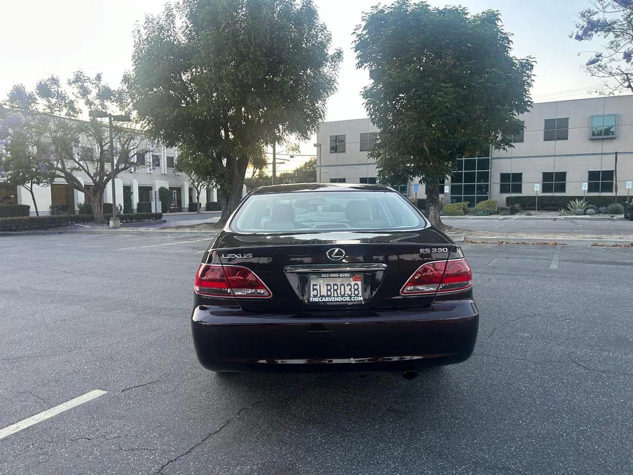 Lexus ES 330 Sedan 2005