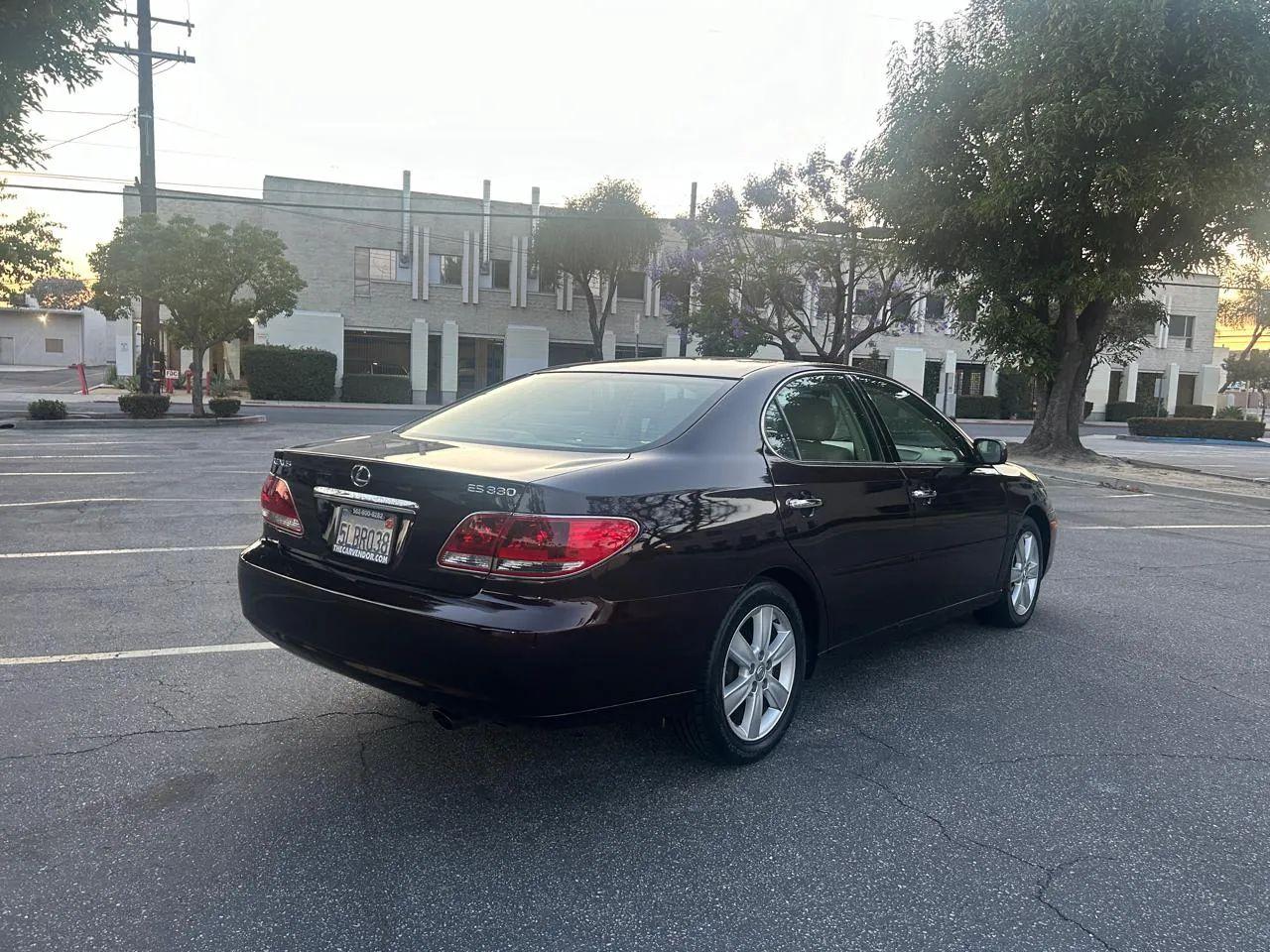 Lexus ES 330 Sedan 2005