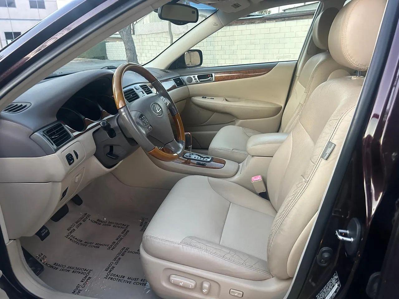 Lexus ES 330 Sedan 2005