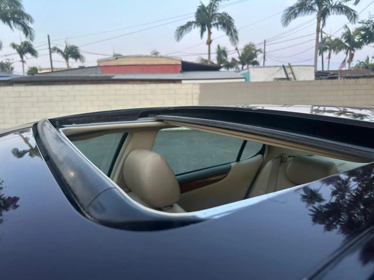 Lexus ES 330 Sedan 2005