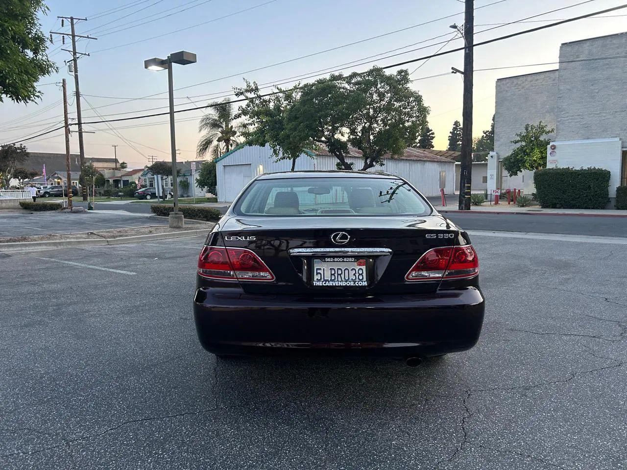 Lexus ES 330 Sedan 2005