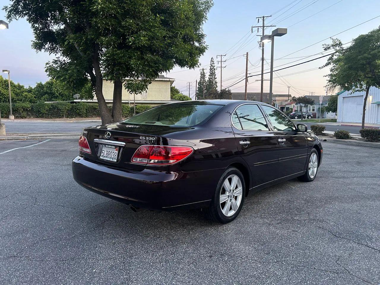 Lexus ES 330 Sedan 2005
