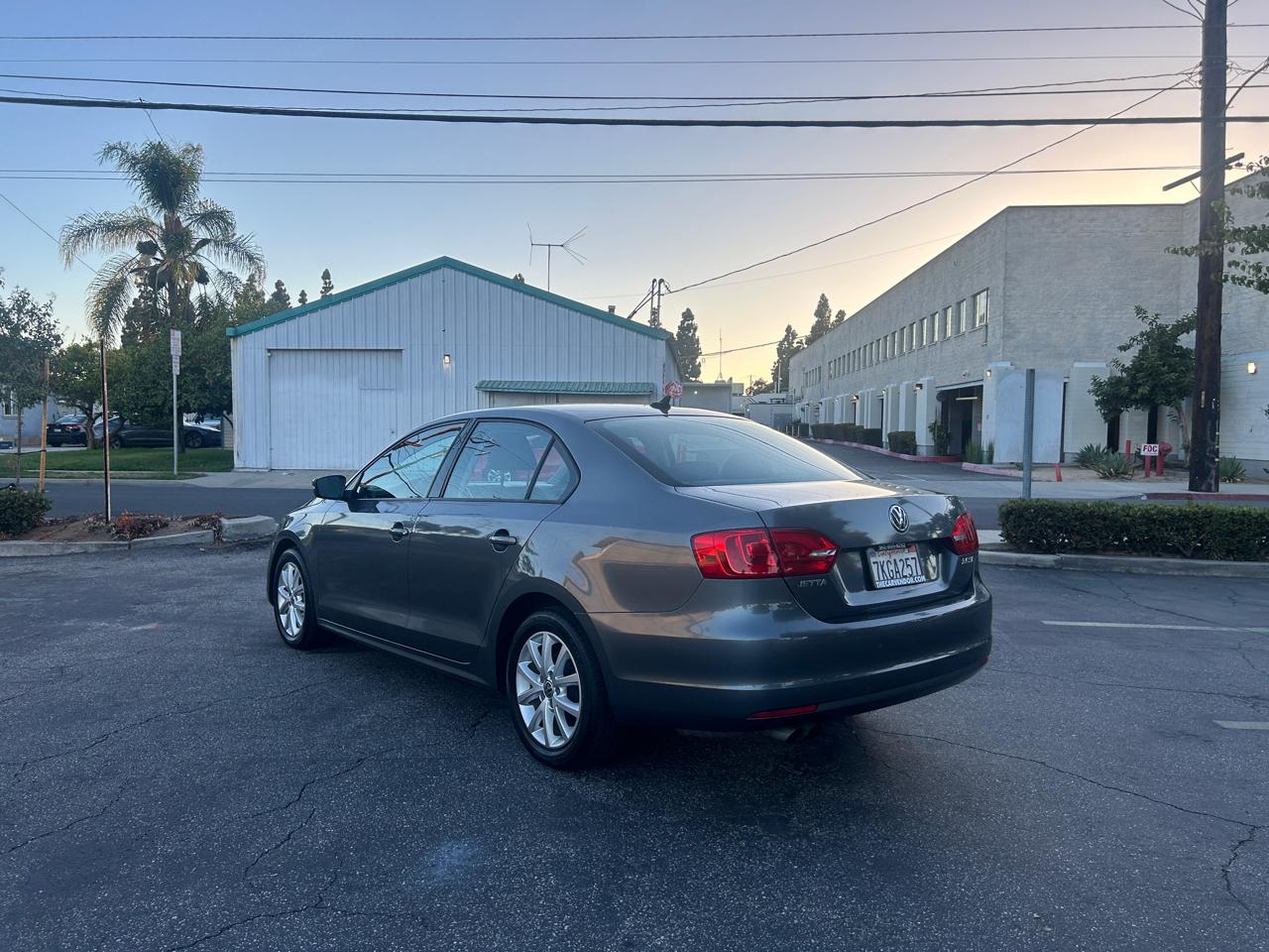 Volkswagen Jetta SE 2012