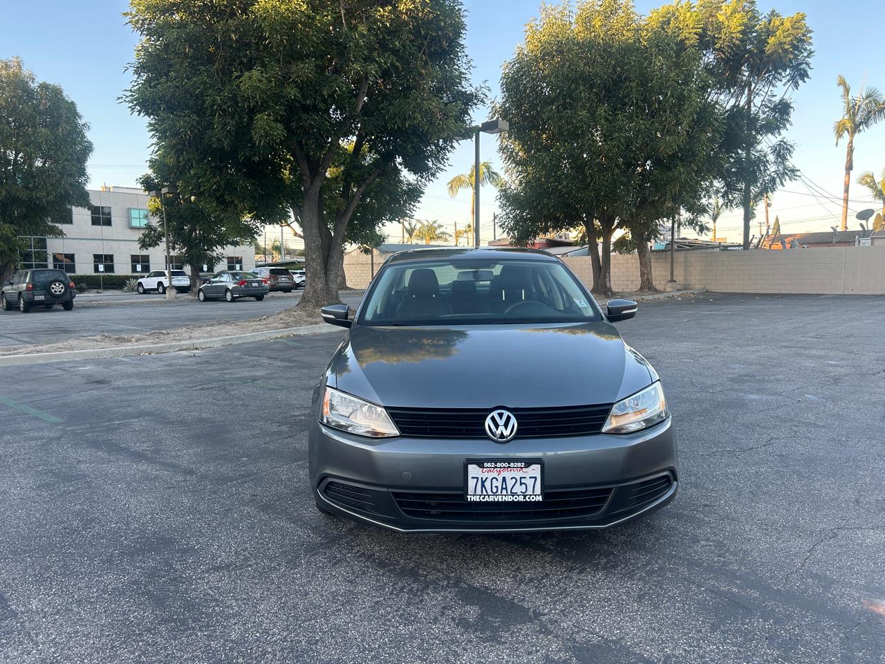Volkswagen Jetta SE 2012