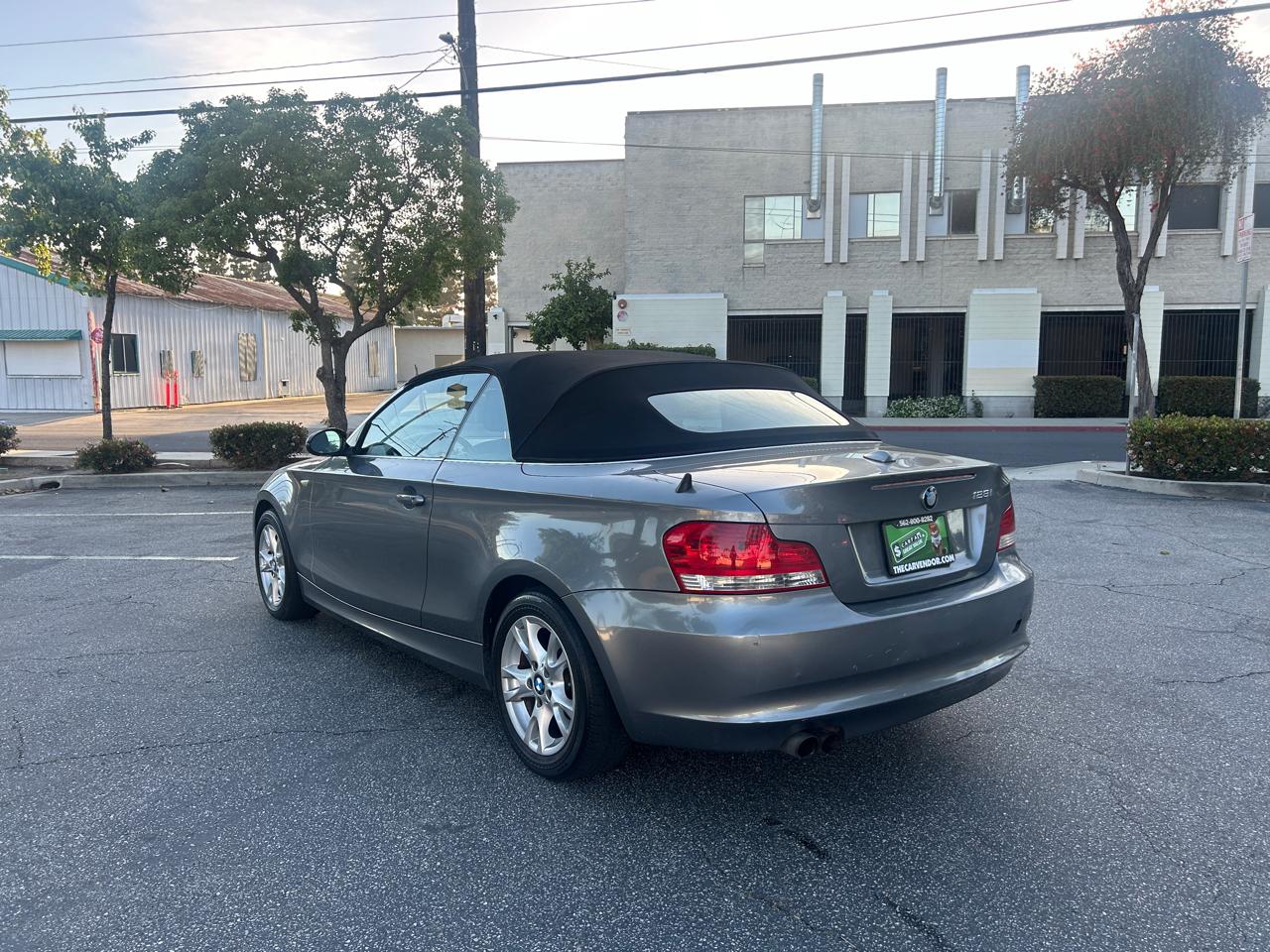 BMW 1-Series 128i Convertible 2009