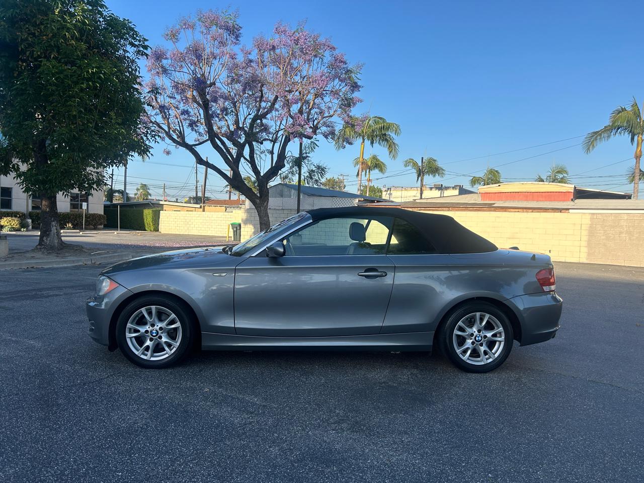 BMW 1-Series 128i Convertible 2009