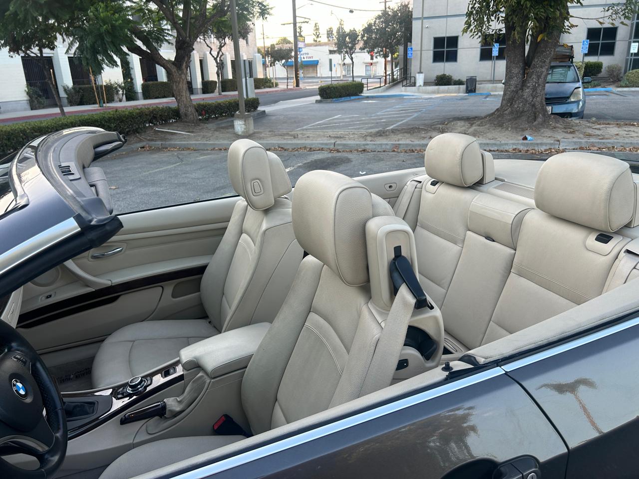 BMW 3-Series 328i Convertible - SULEV 2011