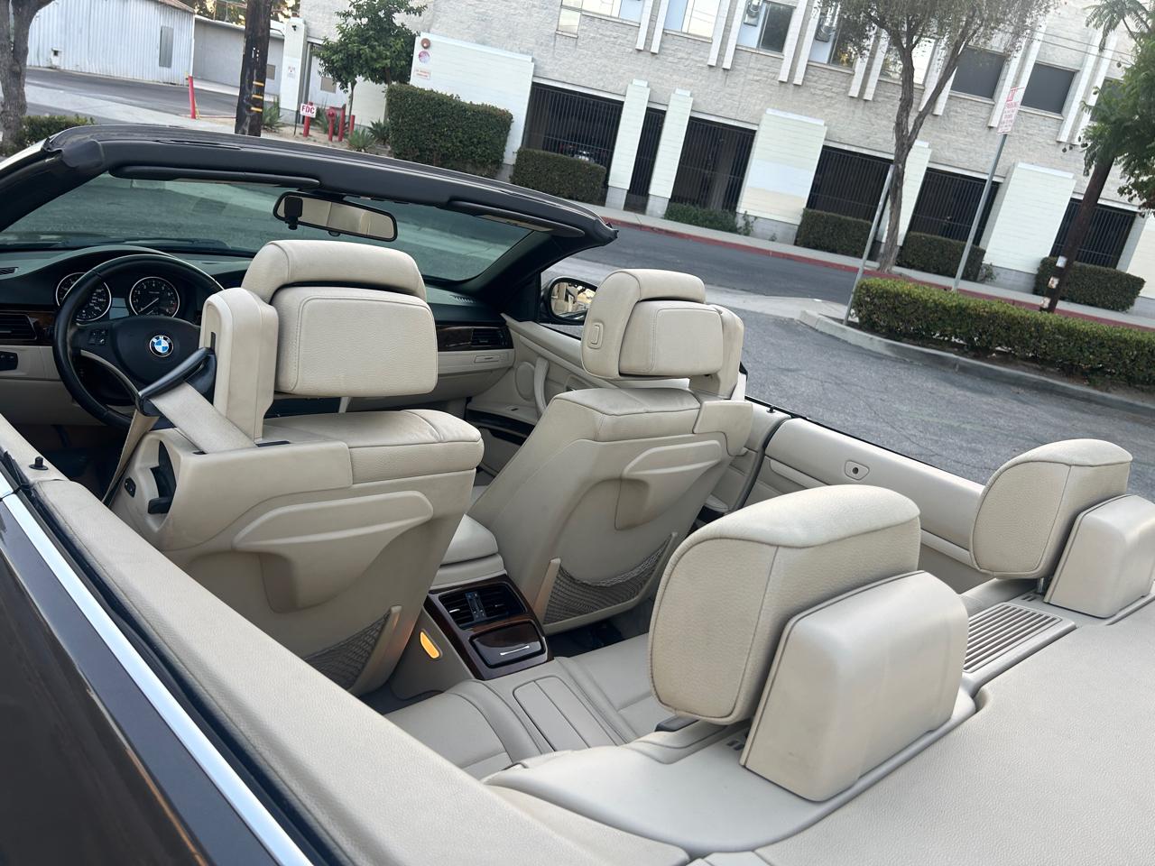 BMW 3-Series 328i Convertible - SULEV 2011