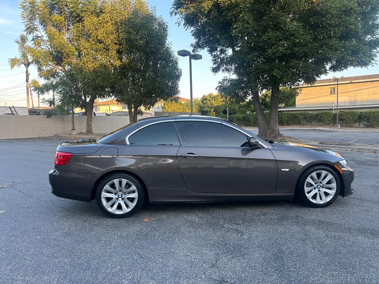 BMW 3-Series 328i Convertible - SULEV 2011