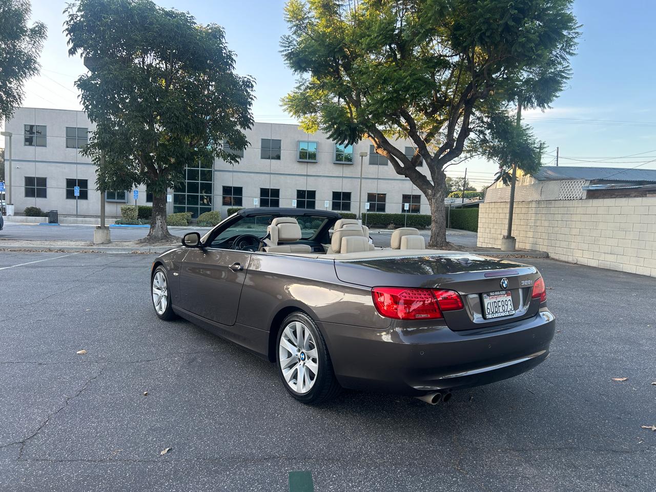BMW 3-Series 328i Convertible - SULEV 2011