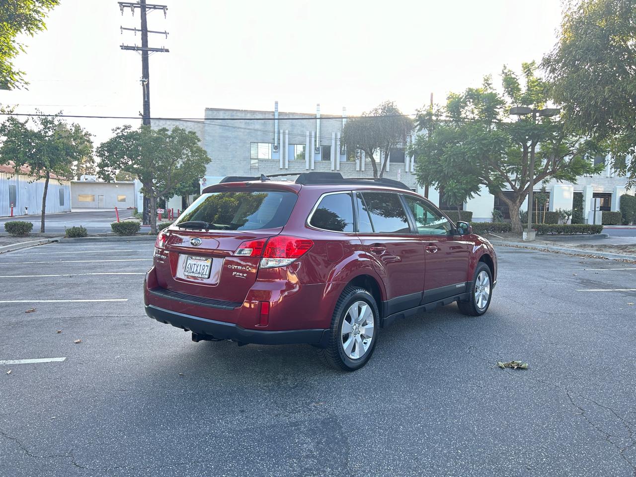 Subaru Outback 2.5i Limited 2011