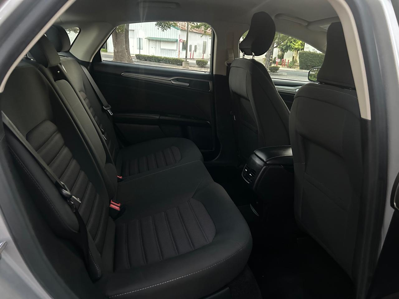 Ford Fusion SE 2018