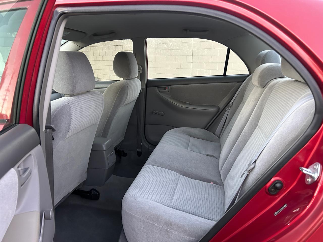 Toyota Corolla CE 2006