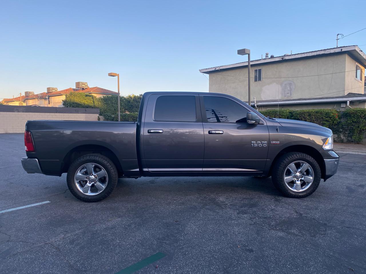 RAM 1500 Big Horn Crew Cab 2WD SWB 2016