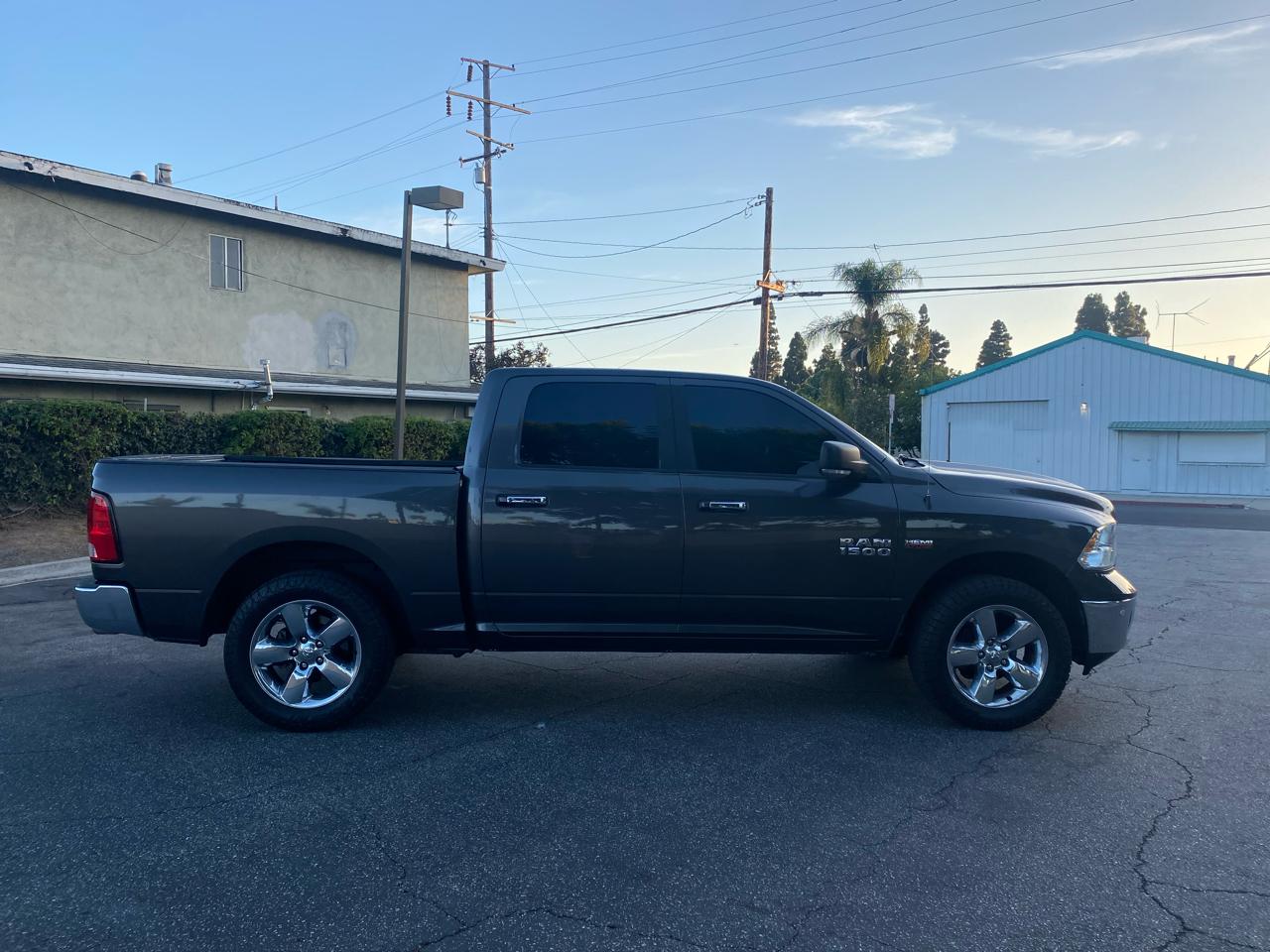 RAM 1500 Big Horn Crew Cab 2WD SWB 2016