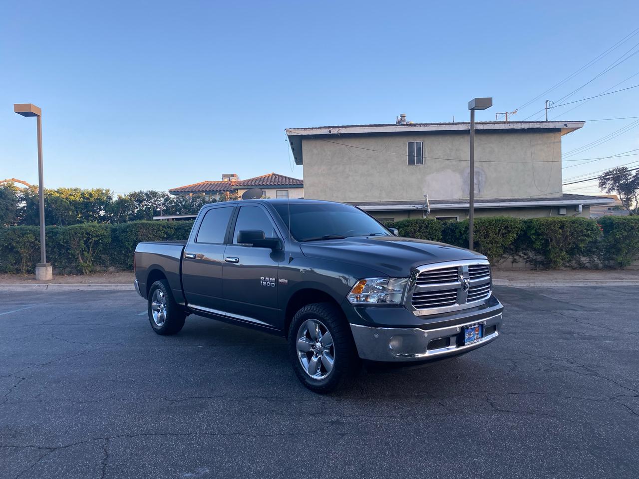 RAM 1500 Big Horn Crew Cab 2WD SWB 2016
