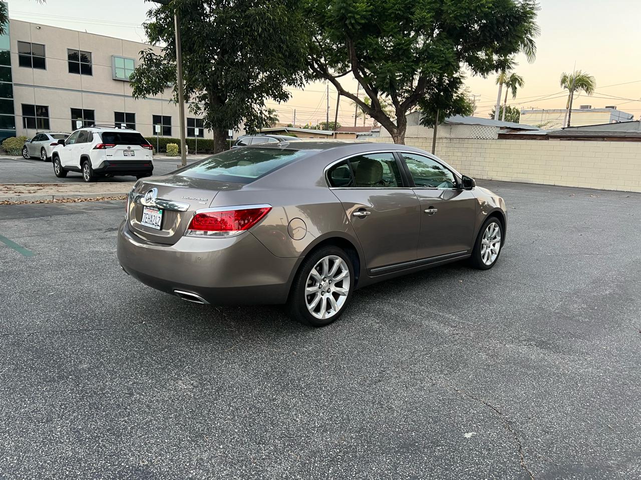 Buick LaCrosse CXS 2011