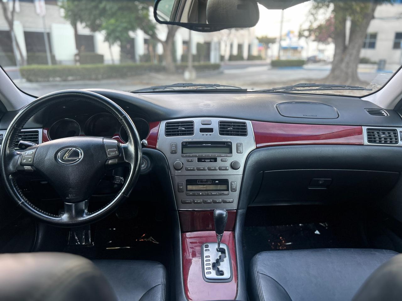 Lexus ES 330 Sedan 2005
