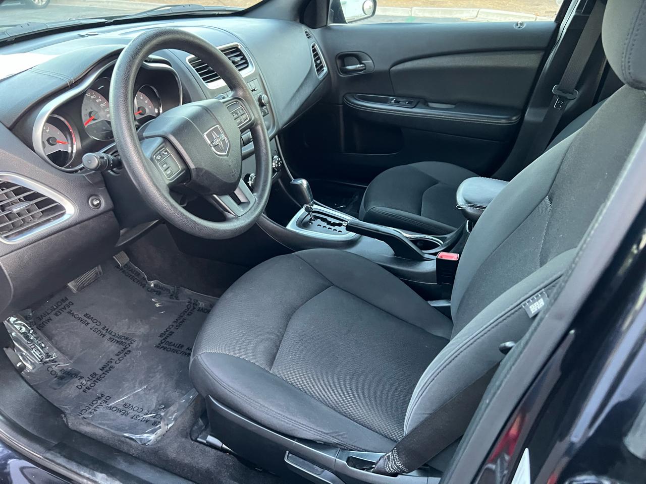 Dodge Avenger Base 2012