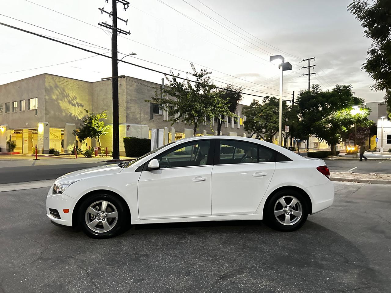 Chevrolet Cruze 1LT Auto 2014