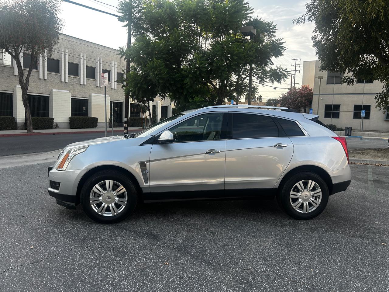 Cadillac SRX Luxury Collection 2010