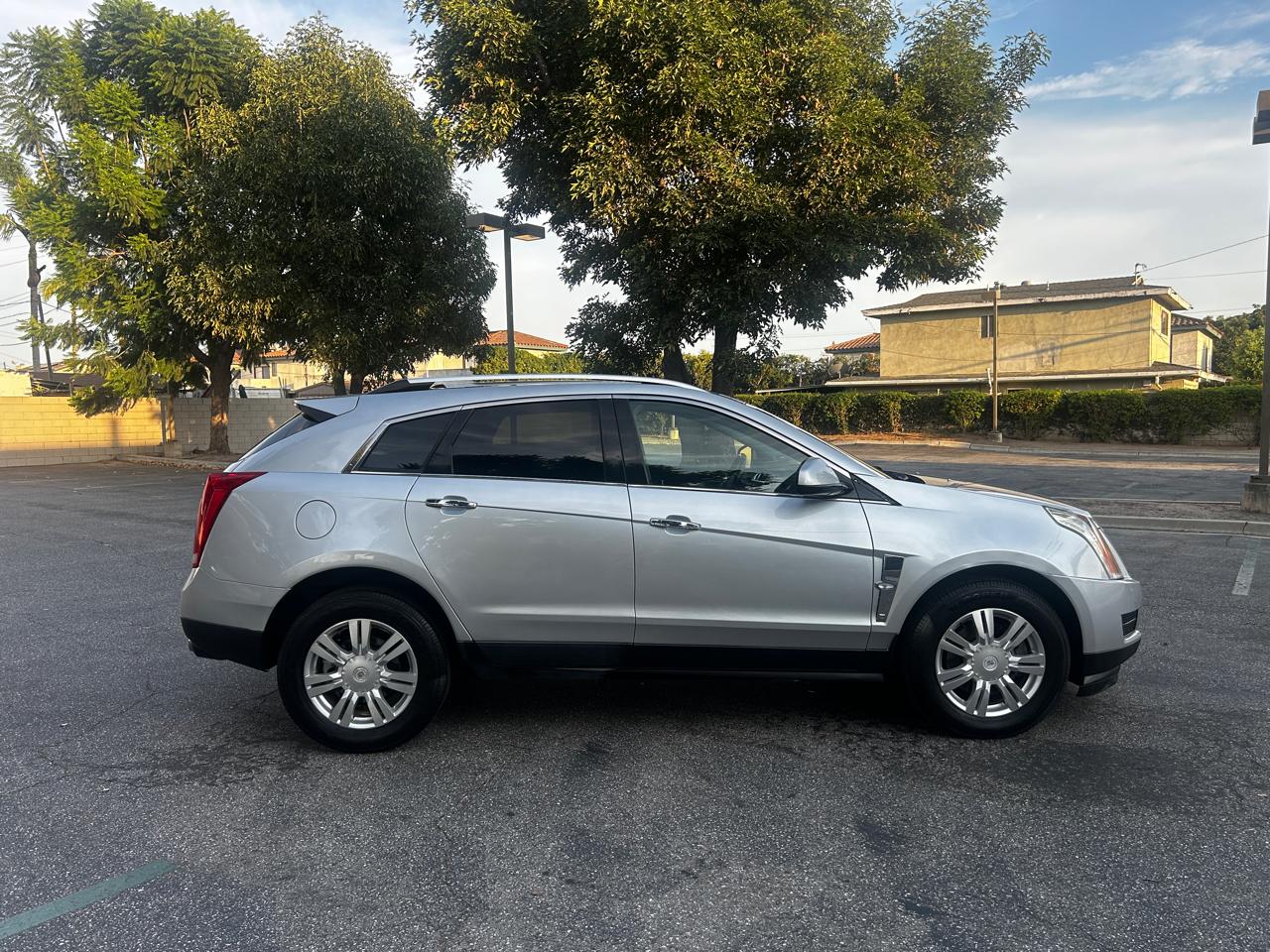 Cadillac SRX Luxury Collection 2010