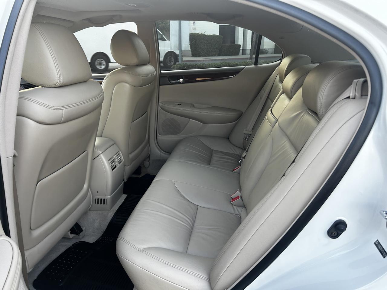 Lexus ES 330 Sedan 2004