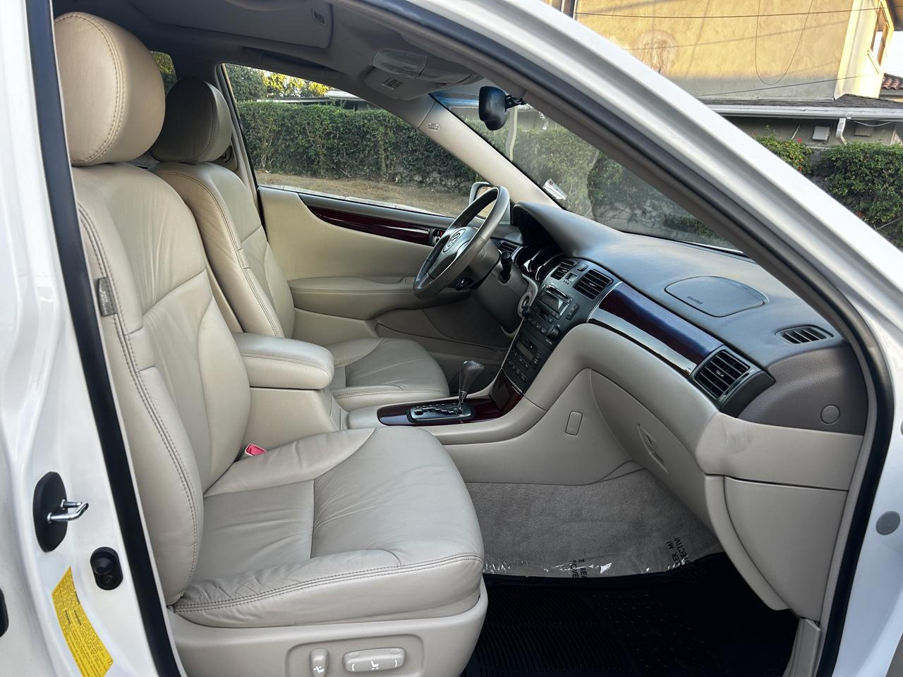 Lexus ES 330 Sedan 2004