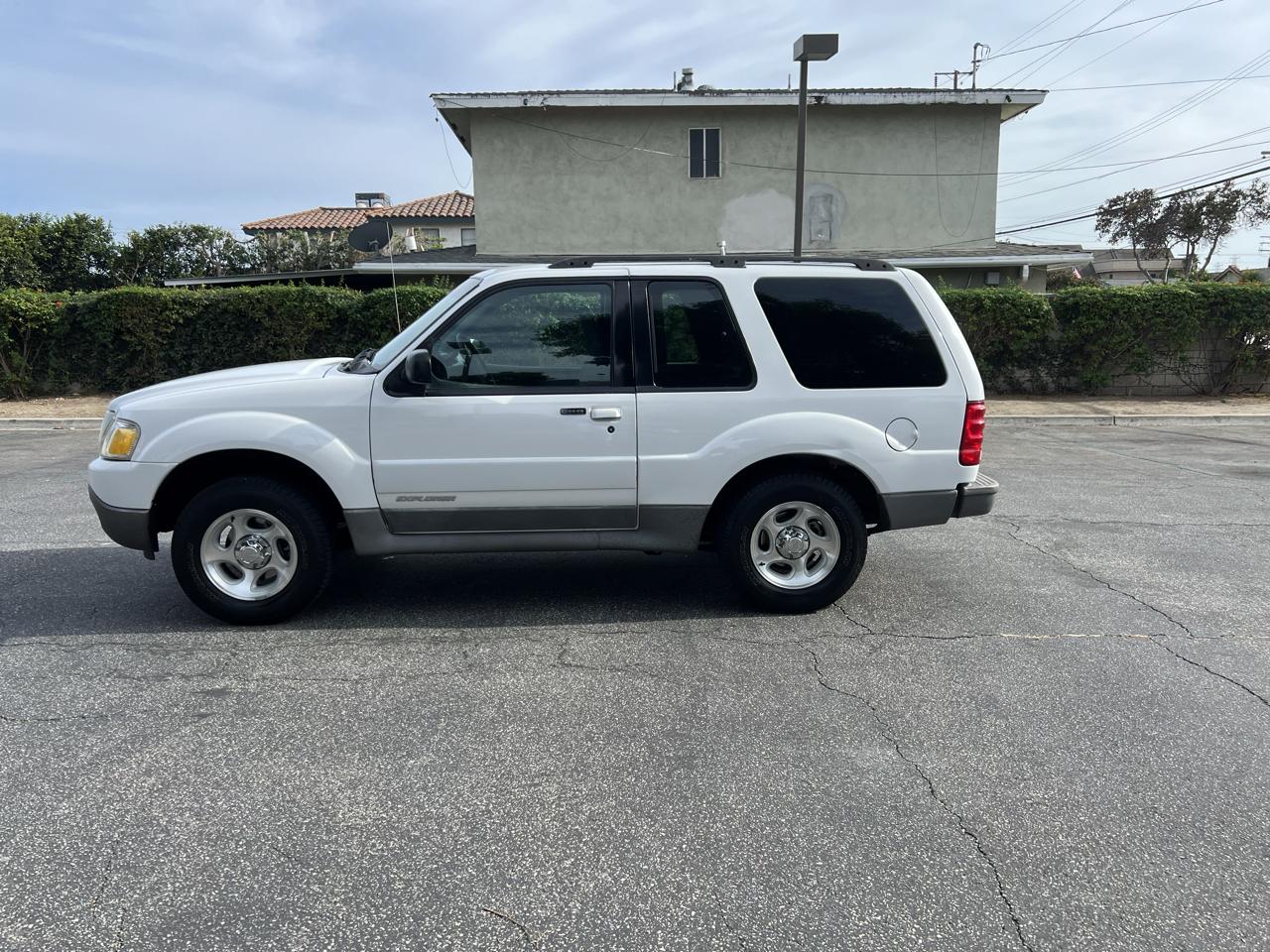 Ford Explorer Sport 2WD Value 2002
