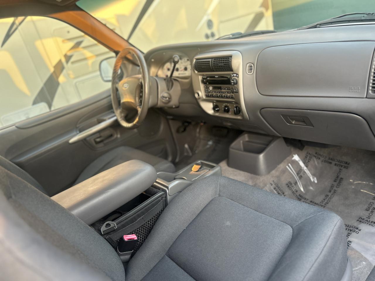 Ford Explorer Sport 2WD Value 2002