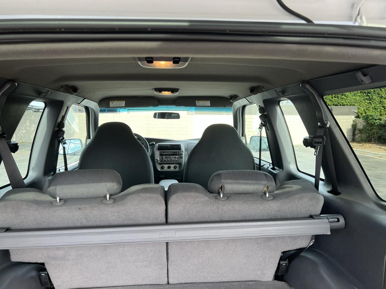 Ford Explorer Sport 2WD Value 2002