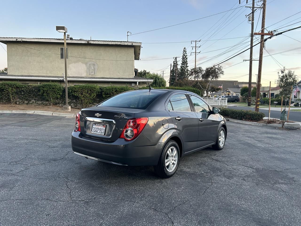 Chevrolet Sonic 2LT Sedan 2012