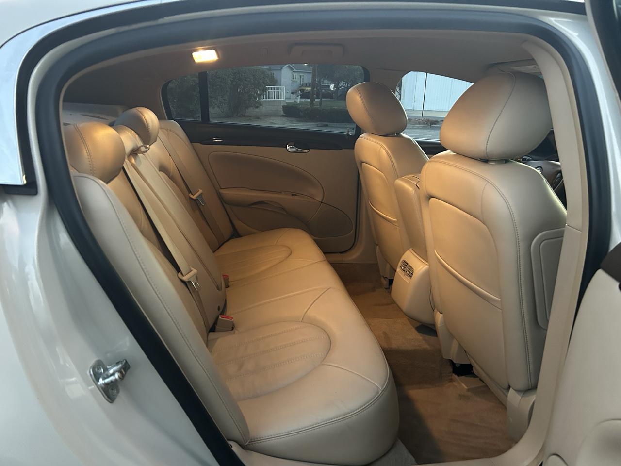 Buick Lucerne CXL Premium 2011